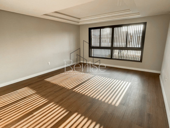Imagem Casa com 4 Quartos à Venda, 285 m² em Santa Regina - Camboriú