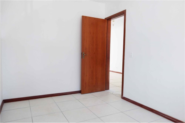 Imagem Casa com 2 Quartos à Venda, em Restinga - Porto Alegre Imagem Casa com 2 Quartos à Venda, em Restinga - Porto Alegre