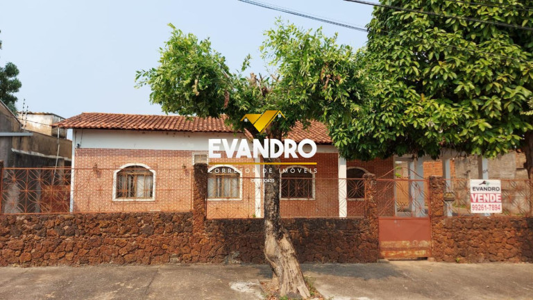 Imagem Casa com 5 Quartos à Venda, 720 m² em Boa Esperança - Cuiabá Imagem Casa com 5 Quartos à Venda, 720 m² em Boa Esperança - Cuiabá