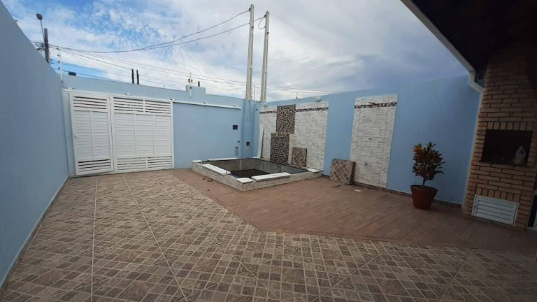 Imagem Casa com 2 Quartos à Venda, 150 m² em Nova Itanhaém - Itanhaém Imagem Casa com 2 Quartos à Venda, 150 m² em Nova Itanhaém - Itanhaém