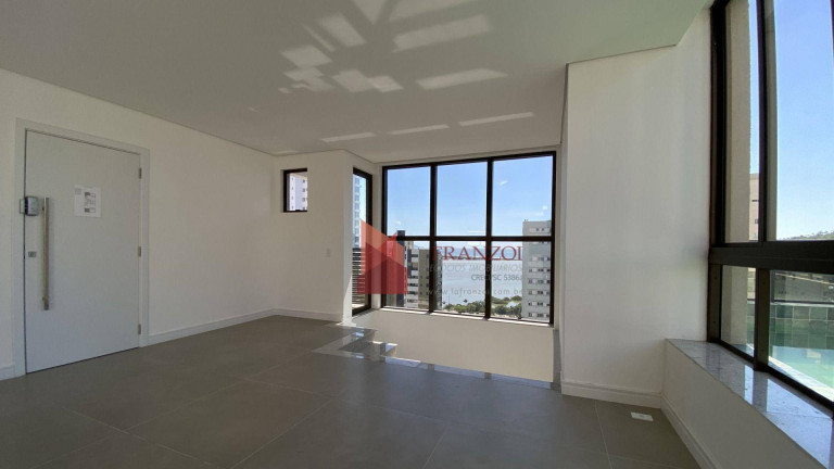 Imagem Cobertura com 3 Quartos à Venda, 211 m² em Fazenda - Itajaí Imagem Cobertura com 3 Quartos à Venda, 211 m² em Fazenda - Itajaí
