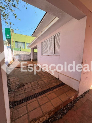 Imagem Casa com 3 Quartos à Venda, 161 m² em Centro - Lençóis Paulista Imagem Casa com 3 Quartos à Venda, 161 m² em Centro - Lençóis Paulista