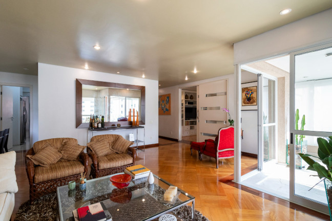 Imagem Apartamento com 3 Quartos à Venda, 195 m² em Moema - São Paulo
