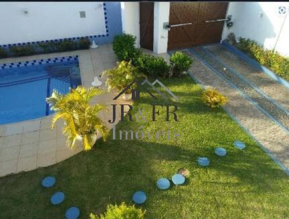 Imagem Casa com 6 Quartos à Venda, 380 m² em Itapuã - Salvador Imagem Casa com 6 Quartos à Venda, 380 m² em Itapuã - Salvador