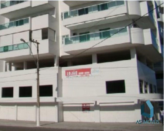 Sala Comercial à Venda, 635 m² em Braga - Cabo Frio