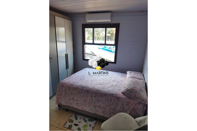 Imagem Casa com 3 Quartos à Venda, 484 m² em Niterói - Canoas Imagem Casa com 3 Quartos à Venda, 484 m² em Niterói - Canoas