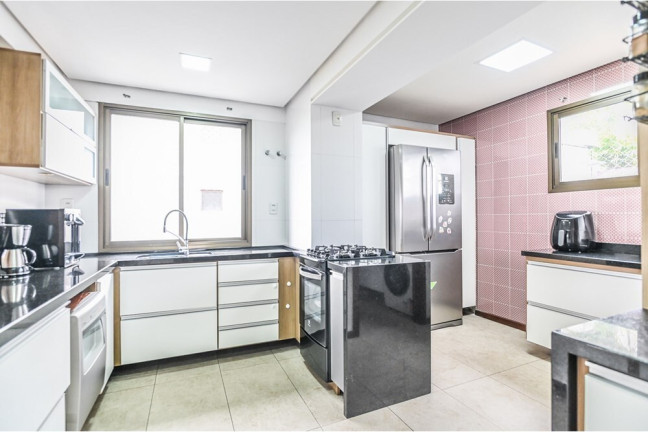 Imagem Cobertura com 3 Quartos à Venda, 444 m² em Tristeza - Porto Alegre Imagem Cobertura com 3 Quartos à Venda, 444 m² em Tristeza - Porto Alegre