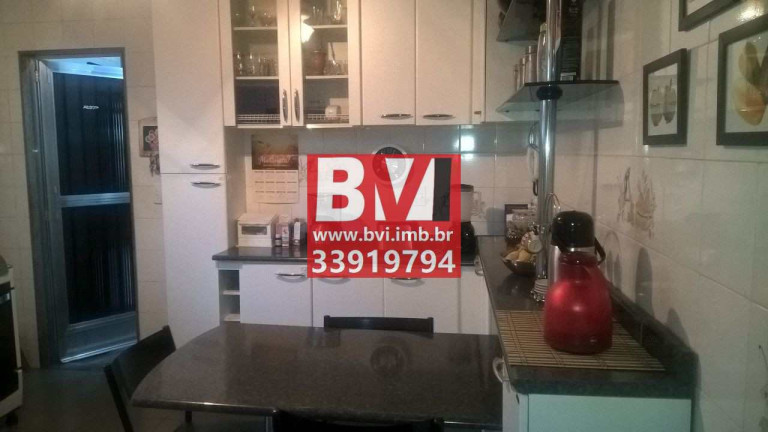 Imagem Casa com 2 Quartos à Venda, 157 m² em Irajá - Rio De Janeiro