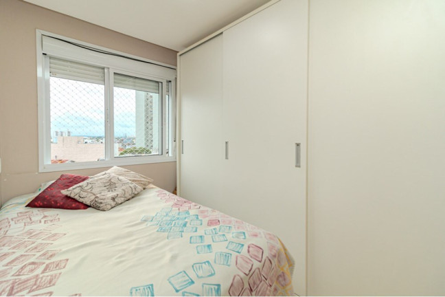 Imagem Apartamento com 3 Quartos à Venda, 72 m² em Passo Da Areia - Porto Alegre