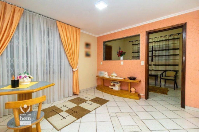 Imagem Sobrado com 4 Quartos à Venda, 398 m² em Bacacheri - Curitiba