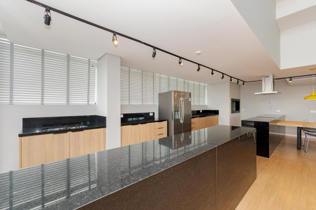 Imagem Kitnet com 1 Quarto à Venda, 29 m² em Centro - Curitiba Imagem Kitnet com 1 Quarto à Venda, 29 m² em Centro - Curitiba