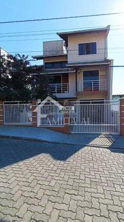 Imagem Casa com 3 Quartos à Venda, 230 m² em Boehmerwald - Joinville Imagem Casa com 3 Quartos à Venda, 230 m² em Boehmerwald - Joinville
