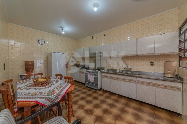 Imagem Casa com 3 Quartos à Venda, 258 m² em Chácara Das Pedras - Porto Alegre