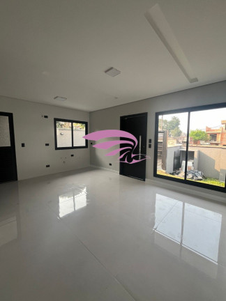 Imagem Casa com 3 Quartos à Venda, 137 m² em Uberaba - Curitiba Imagem Casa com 3 Quartos à Venda, 137 m² em Uberaba - Curitiba