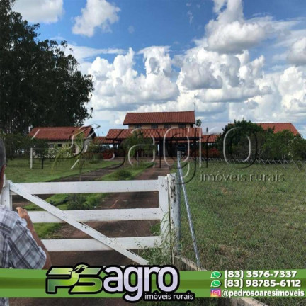 Imagem Fazenda à Venda, 100.000.000 m² em Cuiabá Imagem Fazenda à Venda, 100.000.000 m² em Cuiabá