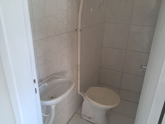 Imagem Casa com 1 Quarto à Venda, em Campo Grande - Rio De Janeiro Imagem Casa com 1 Quarto à Venda, em Campo Grande - Rio De Janeiro