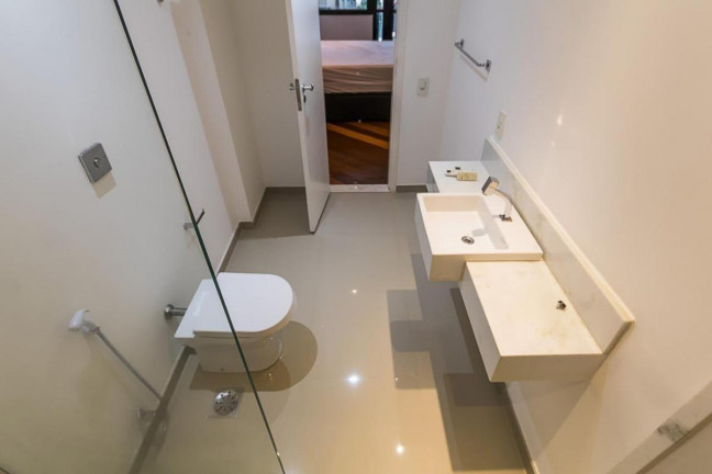 Imagem Apartamento com 1 Quarto à Venda, 86 m² em Ipanema - Rio De Janeiro Imagem Apartamento com 1 Quarto à Venda, 86 m² em Ipanema - Rio De Janeiro