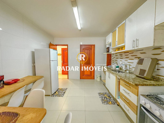 Imagem Apartamento com 3 Quartos à Venda, 140 m² em Algodoal - Cabo Frio Imagem Apartamento com 3 Quartos à Venda, 140 m² em Algodoal - Cabo Frio