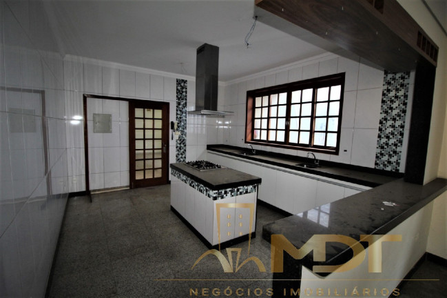 Imagem Casa com 3 Quartos à Venda, 260 m² em Braúnas - Belo Horizonte Imagem Casa com 3 Quartos à Venda, 260 m² em Braúnas - Belo Horizonte