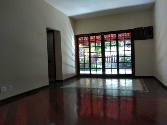 Imagem Imóvel com 2 Quartos à Venda, 250 m² em Campo Grande - Rio De Janeiro Imagem Imóvel com 2 Quartos à Venda, 250 m² em Campo Grande - Rio De Janeiro