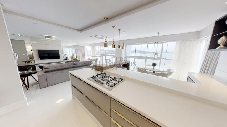Apartamento com 5 Quartos à Venda, 237 m² em Centro - Balneário Camboriú