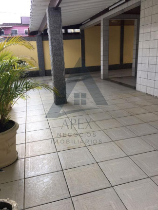 Imagem Casa com 3 Quartos à Venda, 516 m² em Campo Grande - Rio De Janeiro