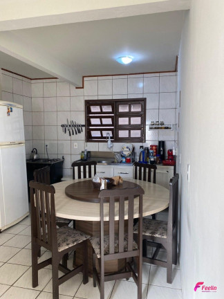Imagem Casa com 4 Quartos à Venda, 130 m² em Ingleses Do Rio Vermelho - Florianópolis Imagem Casa com 4 Quartos à Venda, 130 m² em Ingleses Do Rio Vermelho - Florianópolis