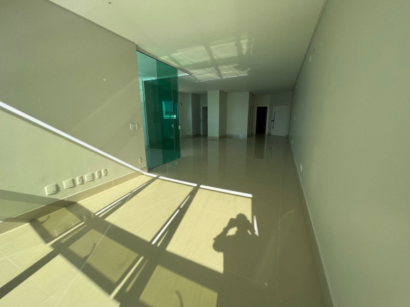 Imagem Apartamento com 4 Quartos à Venda, 240 m² em Meia Praia - Itapema Imagem Apartamento com 4 Quartos à Venda, 240 m² em Meia Praia - Itapema