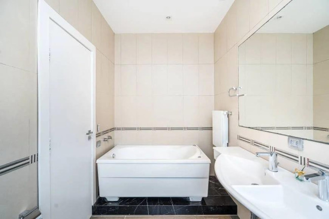 Imagem Casa com 4 Quartos à Venda, 751 m² em Jardim Social - Curitiba Imagem Casa com 4 Quartos à Venda, 751 m² em Jardim Social - Curitiba