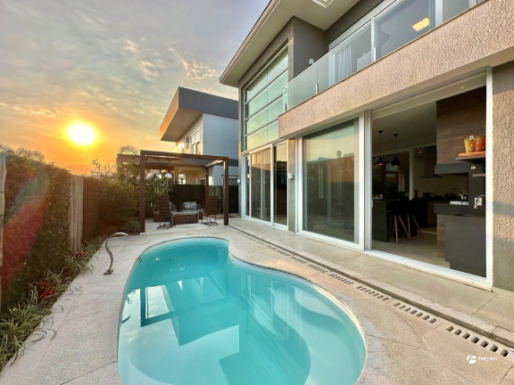 Imagem Casa de Condomínio com 5 Quartos à Venda, 312 m² em Parque Antártica - Capao Da Canoa Imagem Casa de Condomínio com 5 Quartos à Venda, 312 m² em Parque Antártica - Capao Da Canoa