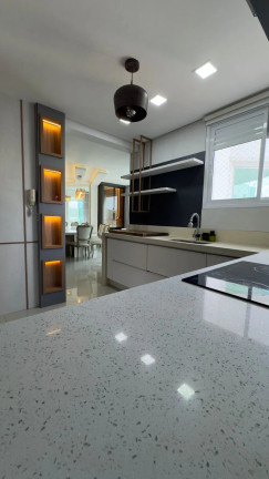 Imagem Apartamento com 3 Quartos à Venda, 132 m² em Centro - Balneário Camboriú Imagem Apartamento com 3 Quartos à Venda, 132 m² em Centro - Balneário Camboriú