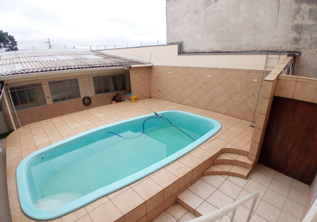 Imagem Sobrado com 9 Quartos à Venda, 456 m² em Cajuru - Curitiba