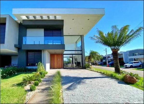 Imagem Casa com 4 Quartos à Venda, 250 m² em Xangri-lá