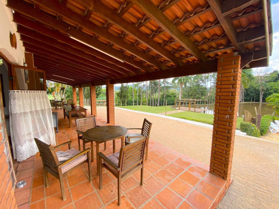 Imagem Chácara com 10 Quartos à Venda, 60.000 m² em Piracaia Imagem Chácara com 10 Quartos à Venda, 60.000 m² em Piracaia