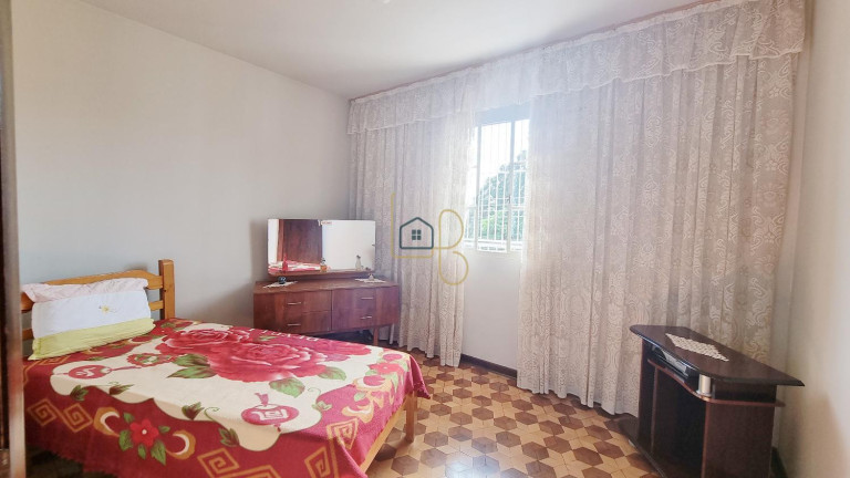 Imagem Sobrado com 3 Quartos à Venda, 243 m² em Jardim Palmares - Londrina Imagem Sobrado com 3 Quartos à Venda, 243 m² em Jardim Palmares - Londrina