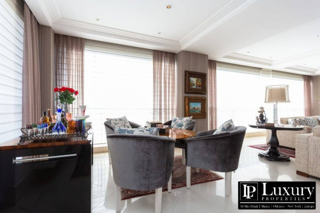 Imagem Apartamento com 3 Quartos à Venda, 367 m² em Itaim Bibi - São Paulo Imagem Apartamento com 3 Quartos à Venda, 367 m² em Itaim Bibi - São Paulo