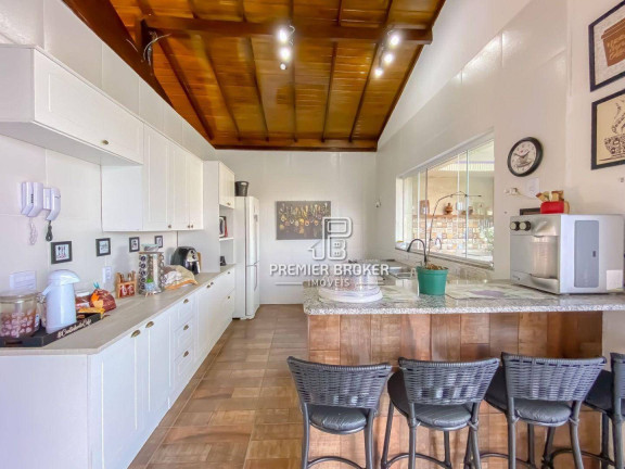 Imagem Casa com 4 Quartos à Venda, 450 m² em Barra Do Imbuí - Teresópolis Imagem Casa com 4 Quartos à Venda, 450 m² em Barra Do Imbuí - Teresópolis