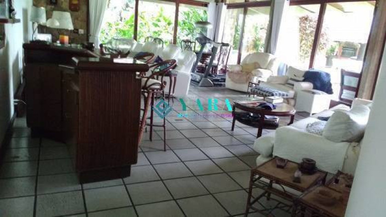 Imagem Casa com 5 Quartos à Venda, 2.200 m² em Dominga Dias - Ubatuba