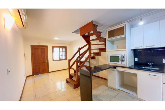 Imagem Casa de Condomínio com 3 Quartos à Venda, 95 m² em Vila Conceição - Porto Alegre Imagem Casa de Condomínio com 3 Quartos à Venda, 95 m² em Vila Conceição - Porto Alegre
