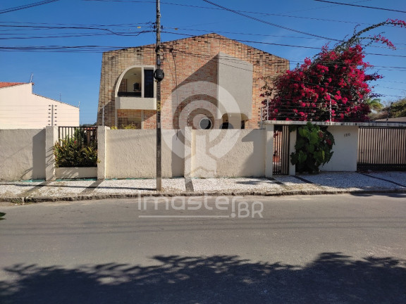 Imagem Casa com 5 Quartos à Venda, 410 m² em Edson Queiroz - Fortaleza Imagem Casa com 5 Quartos à Venda, 410 m² em Edson Queiroz - Fortaleza