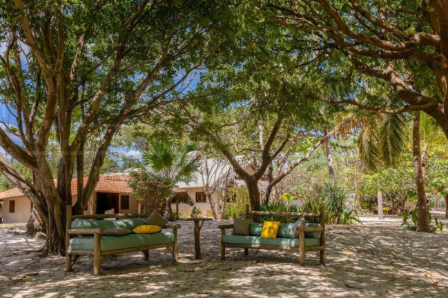 Imagem Imóvel com 12 Quartos à Venda, 6.850 m² em Tatajuba - Camocim