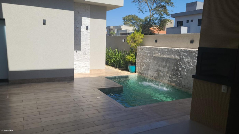 Imagem Casa com 3 Quartos à Venda, 221 m² em Residencial Goiânia Golfe Clube - Goiânia