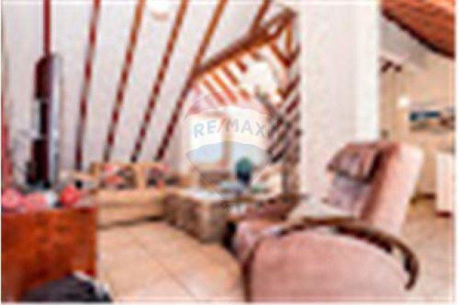 Imagem Casa com 3 Quartos à Venda, em Chácara Das Pedras - Porto Alegre Imagem Casa com 3 Quartos à Venda, em Chácara Das Pedras - Porto Alegre