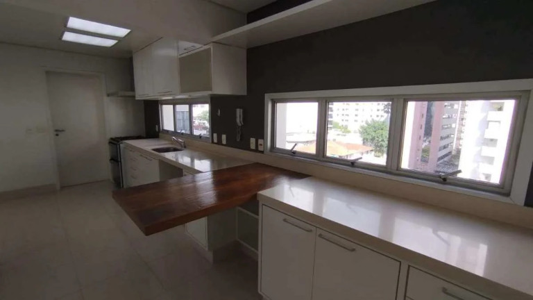 Imagem Apartamento com 2 Quartos para Alugar, 163 m²