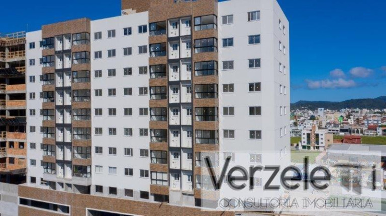 Imagem Apartamento com 3 Quartos à Venda, 179 m² em Estados - Balneário Camboriú Imagem Apartamento com 3 Quartos à Venda, 179 m² em Estados - Balneário Camboriú