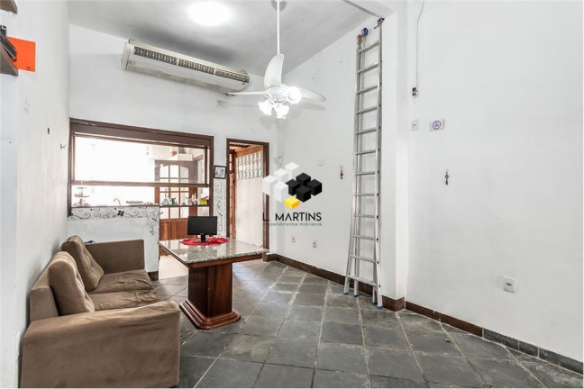 Imagem Casa com 3 Quartos à Venda, 123 m² em Menino Deus - Porto Alegre Imagem Casa com 3 Quartos à Venda, 123 m² em Menino Deus - Porto Alegre