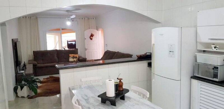 Imagem Casa com 3 Quartos à Venda, 250 m² em Oásis - Peruíbe Imagem Casa com 3 Quartos à Venda, 250 m² em Oásis - Peruíbe