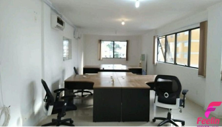 Imagem Sala Comercial à Venda, 58 m² em Estreito - Florianópolis Imagem Sala Comercial à Venda, 58 m² em Estreito - Florianópolis