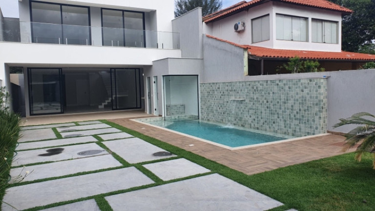 Imagem Casa com 6 Quartos à Venda, 380 m² em Barra Da Tijuca - Rio De Janeiro