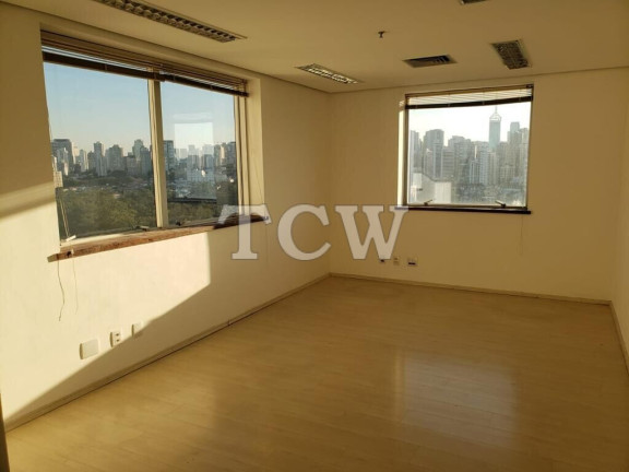 Sala Comercial para Alugar, 33 m² em Cambuci - São Paulo
